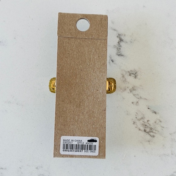 Madewell Chunky Acetate Hair Clip. - Picture 10 of 15